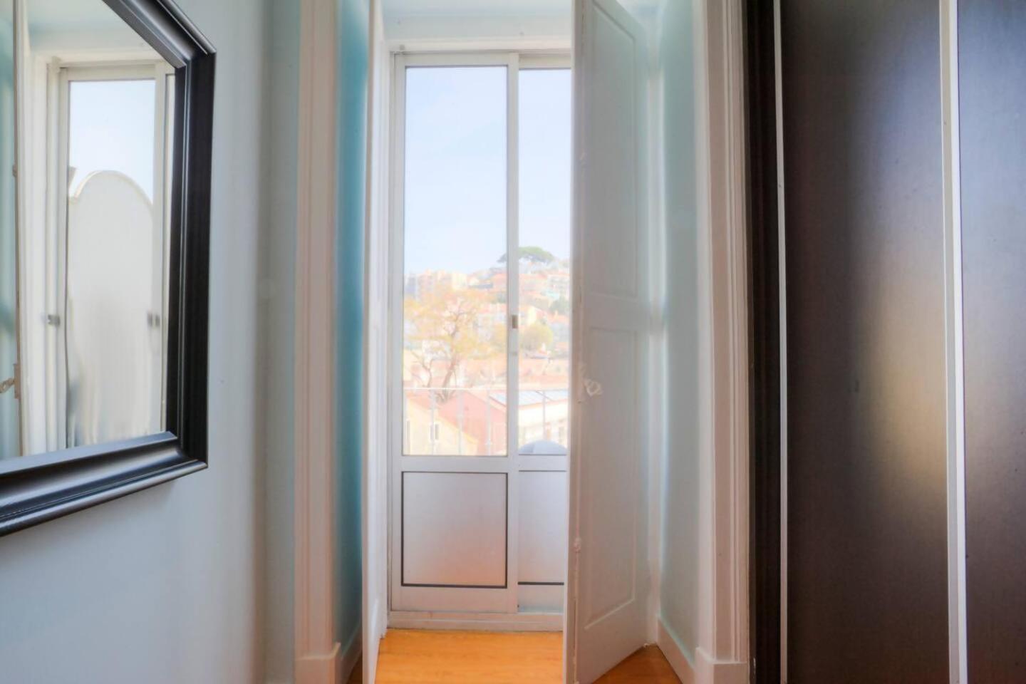 Lisbon Martim Moniz Apartment Exterior foto